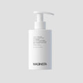 Maginista Thérapiste Conditioner i en hvit pumpeflaske mot lys bakgrunn