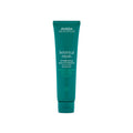 Aveda Botanical Repair Strengthening Leave-In Treatment i en mørk grønn tube mot hvit bakgrunn
