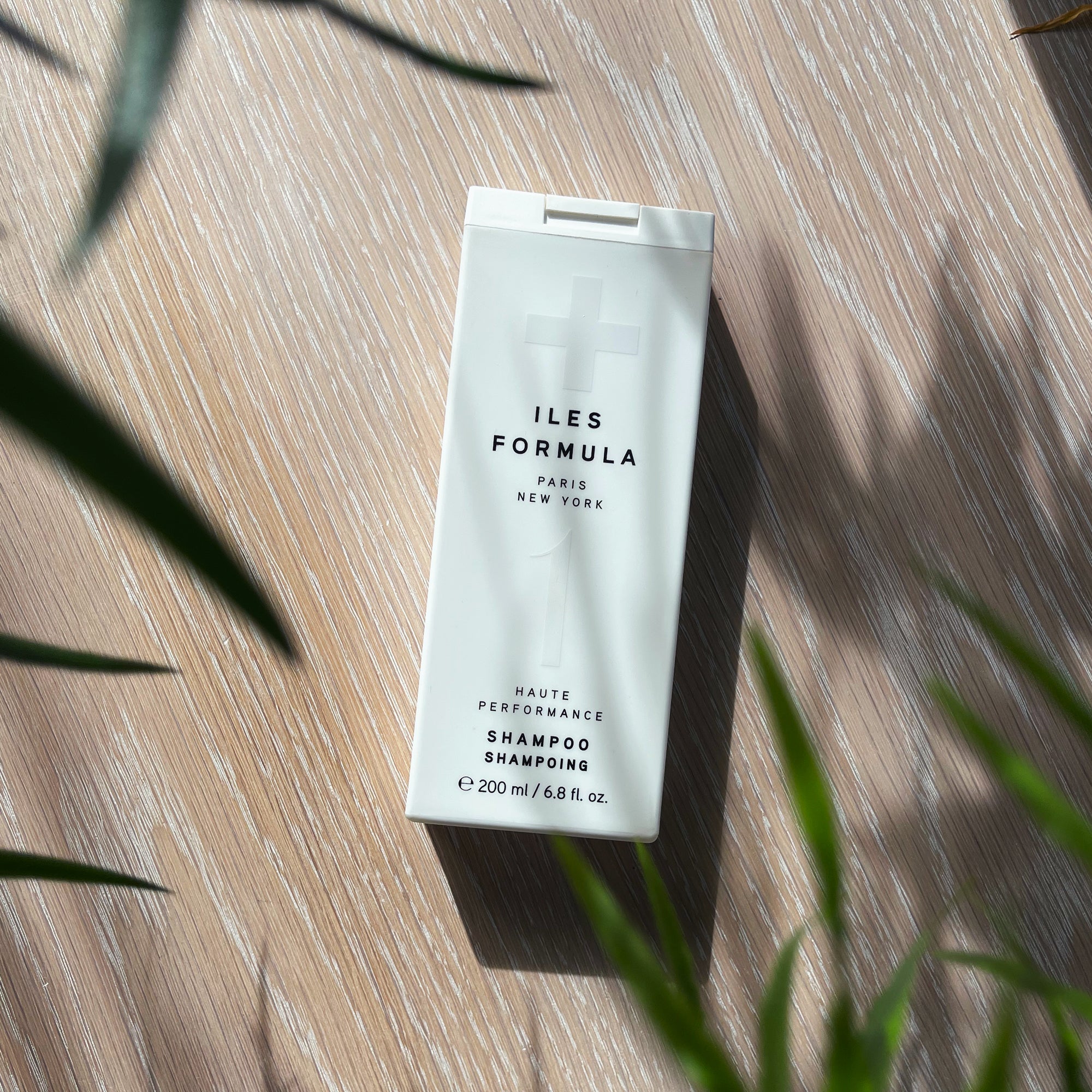 Iles Formula Shampoo 200ml